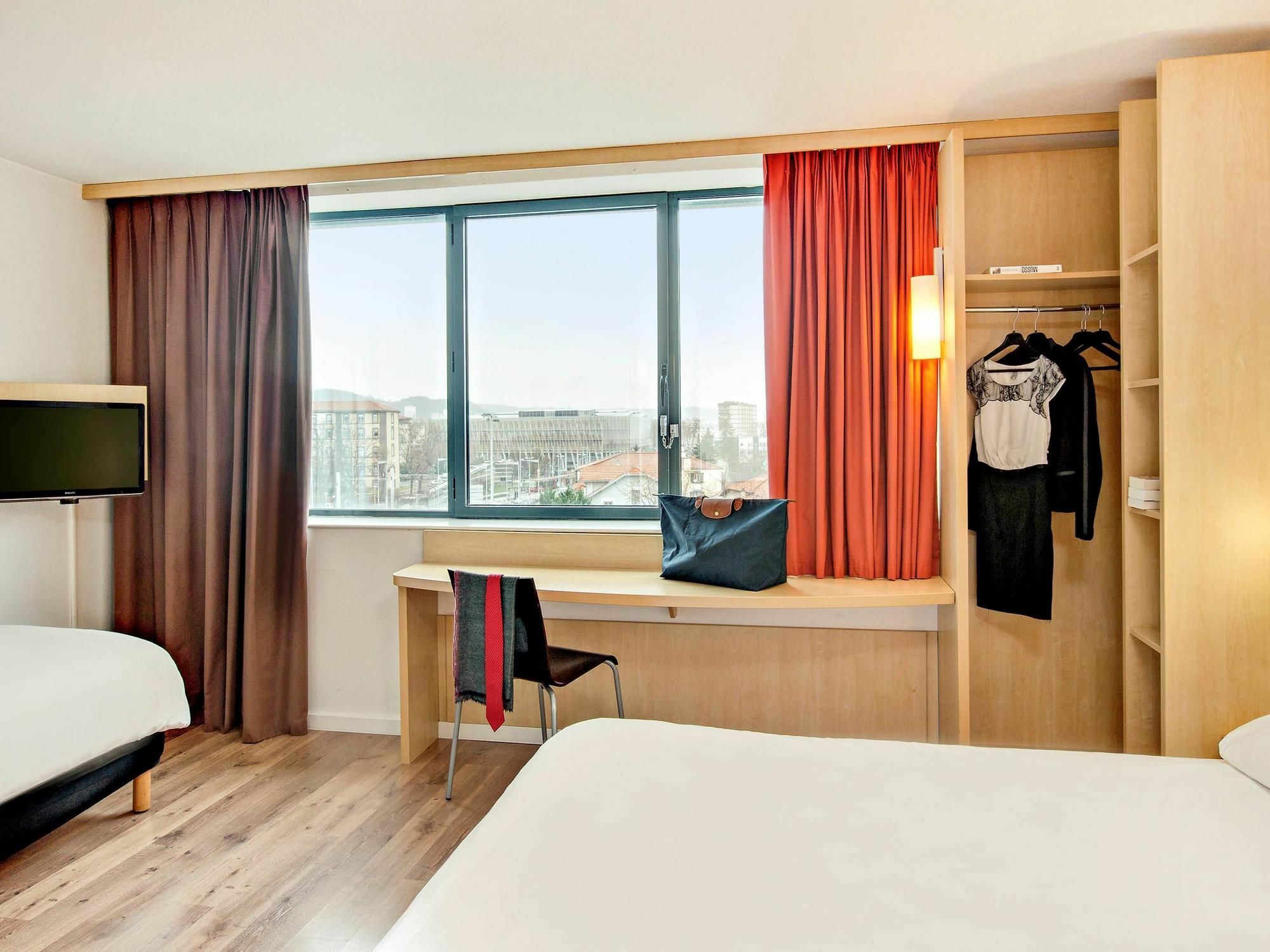 Hotel Ibis Ferrand Montferrand 3*