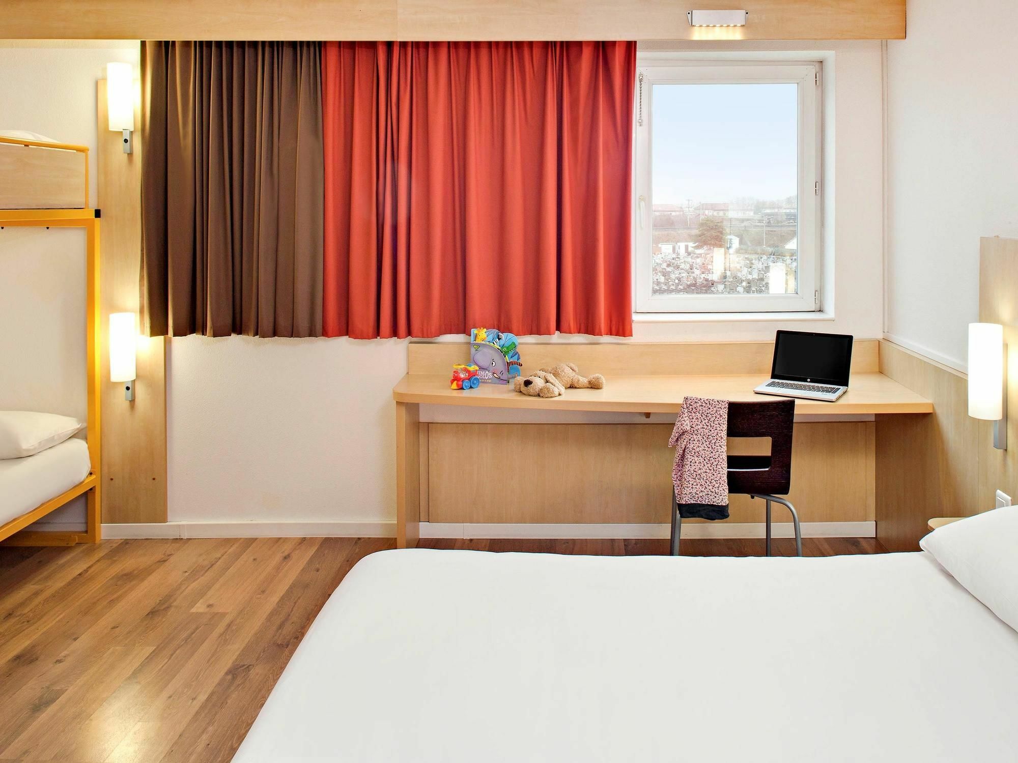 Hotel Ibis Ferrand Montferrand