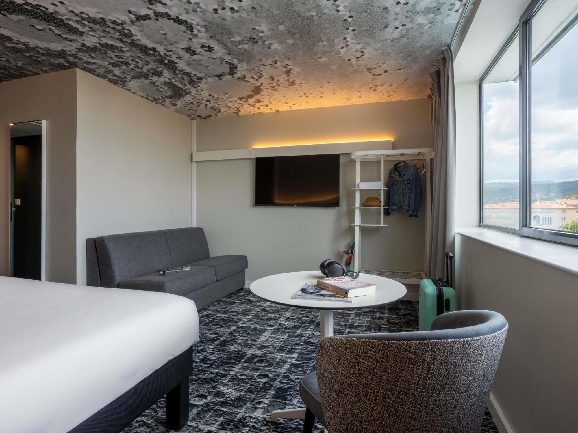 Ibis Ferrand Montferrand Hotel
